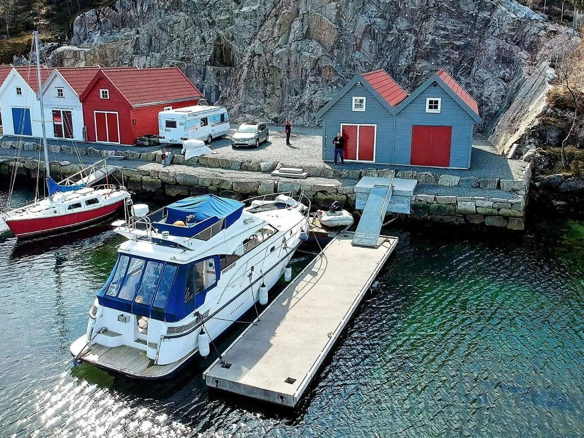 Holiday Home Fitjar Norway